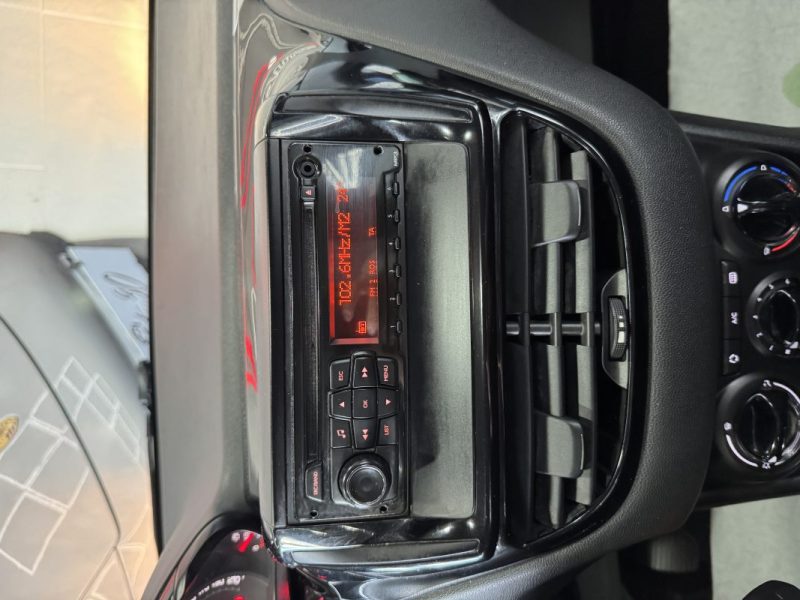 PEUGEOT 208 2012 1.4 HDi Allure