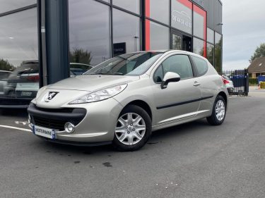 PEUGEOT 207 2009