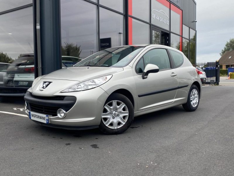 PEUGEOT 207 2009