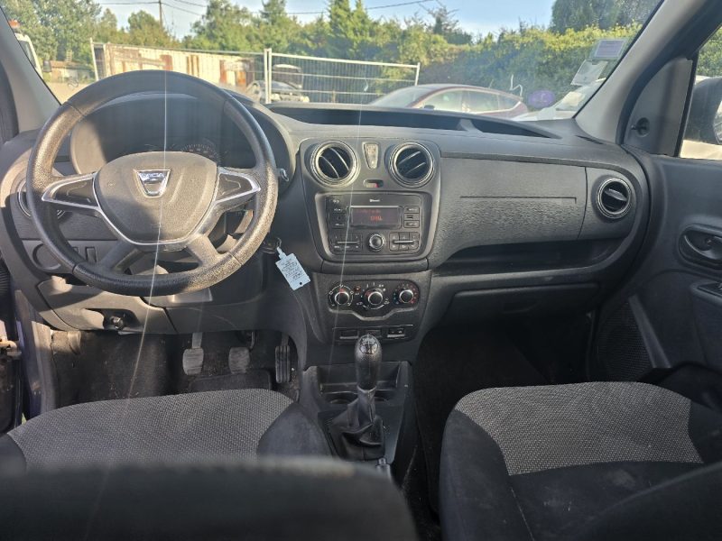 DACIA DOKKER  MONOSPACE 1.2i 115CH TCE SILVER LINE 2017