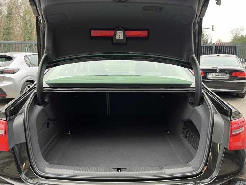 AUDI A6 IV AVUS QUATTRO 3.0 TDI 245 Cv BVA7 INTERIEUR CUIR ATTELAGE CRIT AIR 2 - GARANTIE 1 AN