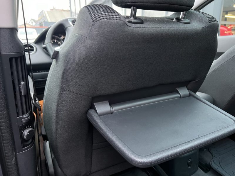 PEUGEOT 5008 PHASE 2 ALLURE 1.2 130 Cv 7 PLACES TOIT PANORAMIQUE GPS CAMERA CritAir1 - GARANTIE 1 AN