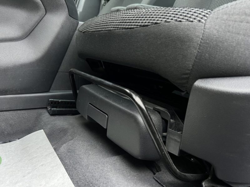 PEUGEOT 5008 PHASE 2 ALLURE 1.2 130 Cv 7 PLACES TOIT PANORAMIQUE GPS CAMERA CritAir1 - GARANTIE 1 AN