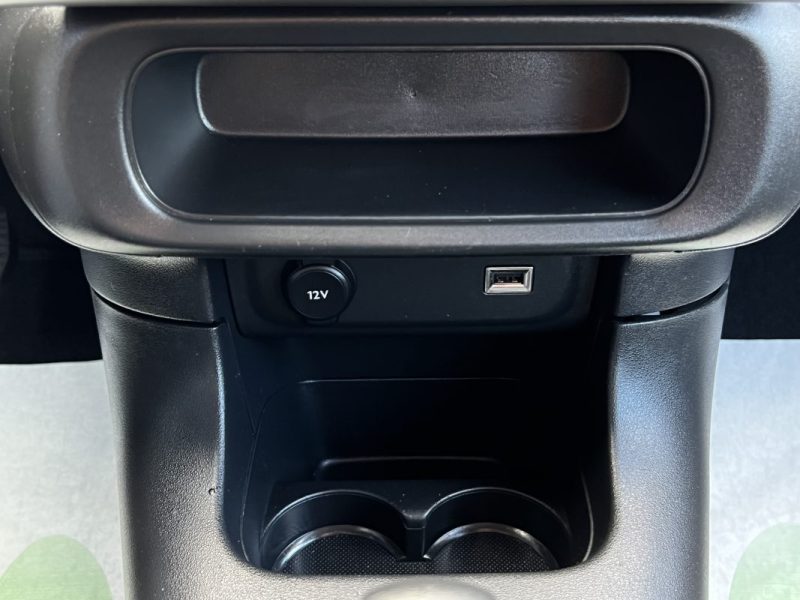 CITROEN C3 III PHASE 2 - 1.2 83 Cv APPLE CARPLAY & ANDROID ECRAN TACTILE CRIT AIR 1 GARANTIE AN