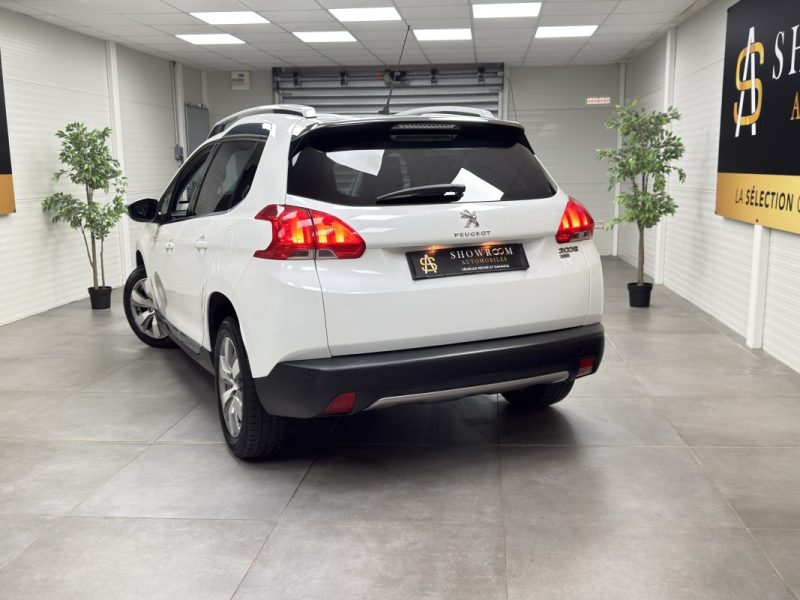 PEUGEOT 2008 1.6 e-HDi115 - Allure