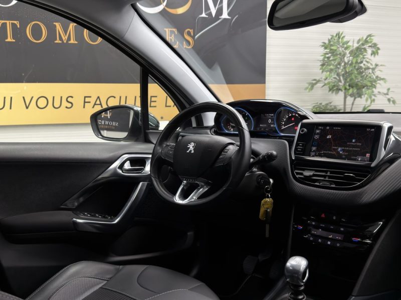 PEUGEOT 2008 1.6 e-HDi115 - Allure