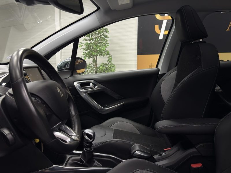 PEUGEOT 2008 1.6 e-HDi115 - Allure