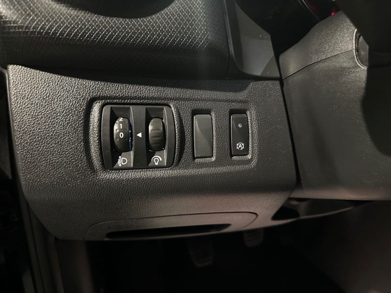 RENAULT CLIO IV 0.9 TCe 90 Intens