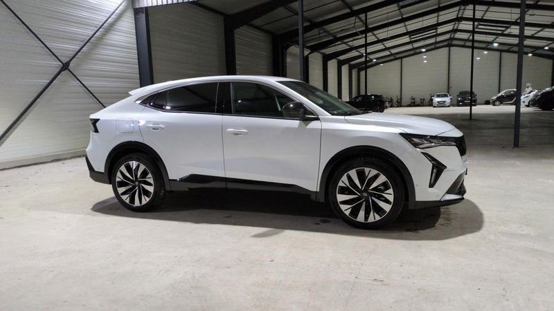 Renault Rafale E-tech full hybrid 200 bva techno + Pack Hiver