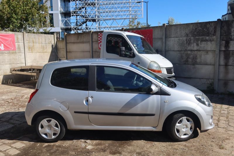 RENAULT TWINGO 2009