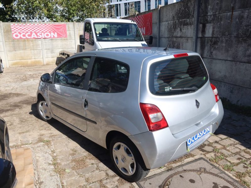 RENAULT TWINGO 2009