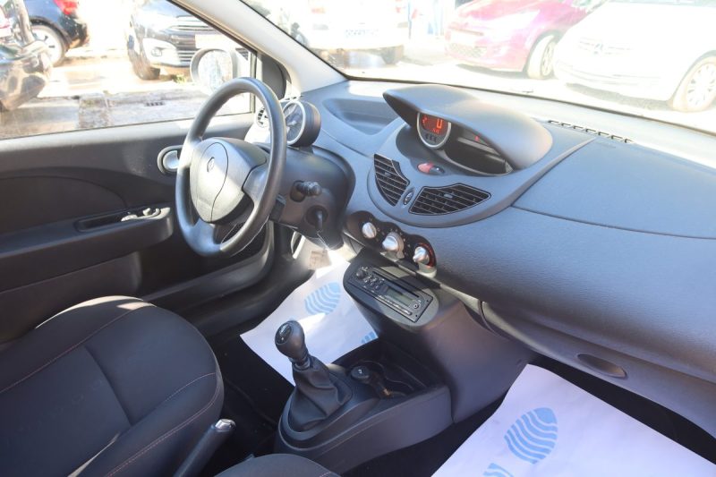 RENAULT TWINGO 2009