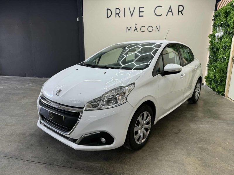 PEUGEOT 208 2017