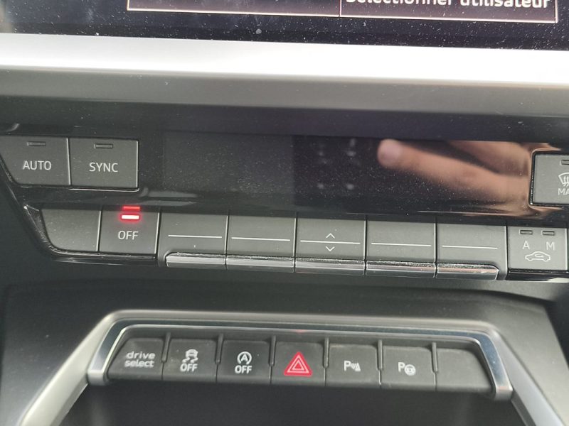 AUDI A3 SPORTBACK 2021 AUDI Model :A3 SPORTBACK Finition:35 TFSI 150ch Mild Hybrid Design S tronic 7