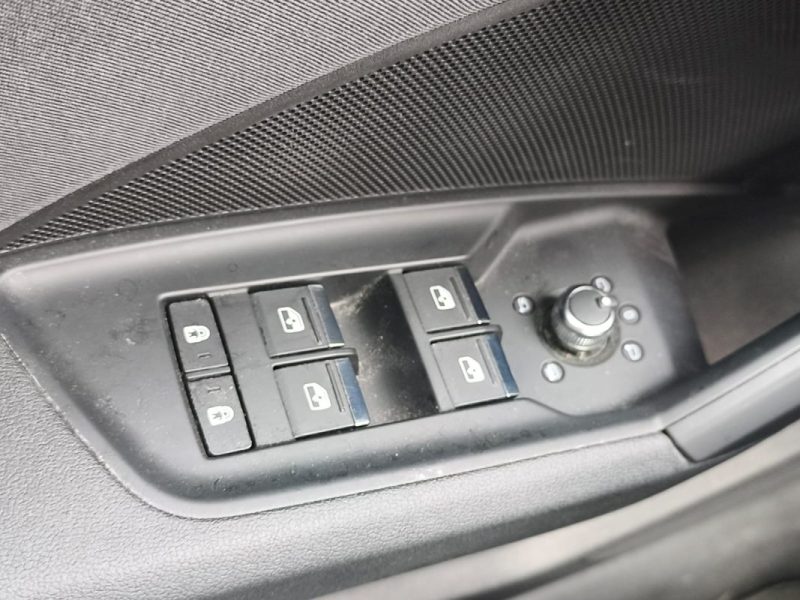 AUDI A3 SPORTBACK 2021 AUDI Model :A3 SPORTBACK Finition:35 TFSI 150ch Mild Hybrid Design S tronic 7