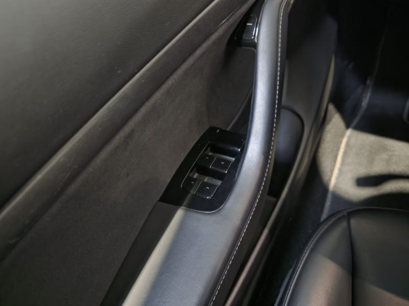 TESLA Model 3 Standard Range Plus 325 cv / SOH 86%