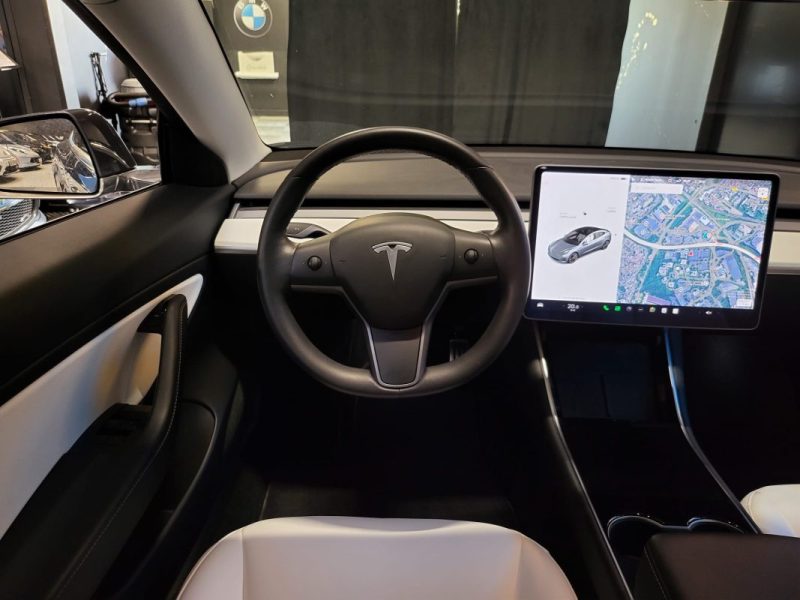 TESLA MODEL 3 PERFORMANCE AWD DUAL MOTOR 1er Main AUTOPILOT NIV 2