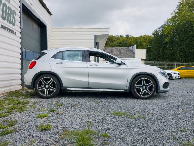MERCEDES CLASSE GLA 200 136CV 7G-TRONIC FASCINATION AMG