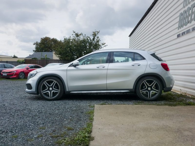 MERCEDES CLASSE GLA 200 136CV 7G-TRONIC FASCINATION AMG
