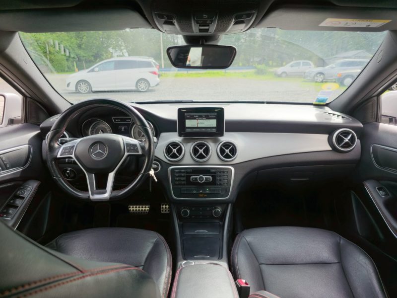 MERCEDES CLASSE GLA 200 136CV 7G-TRONIC FASCINATION AMG