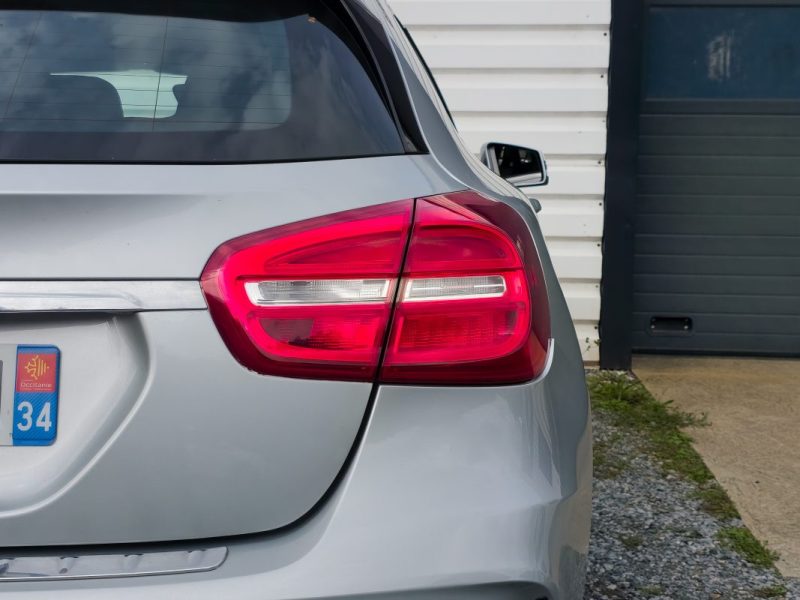 MERCEDES CLASSE GLA 200 136CV 7G-TRONIC FASCINATION AMG