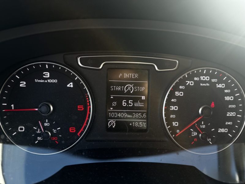 AUDI Q3 AMBITION 2.0L 140ch QUATTRO 2014