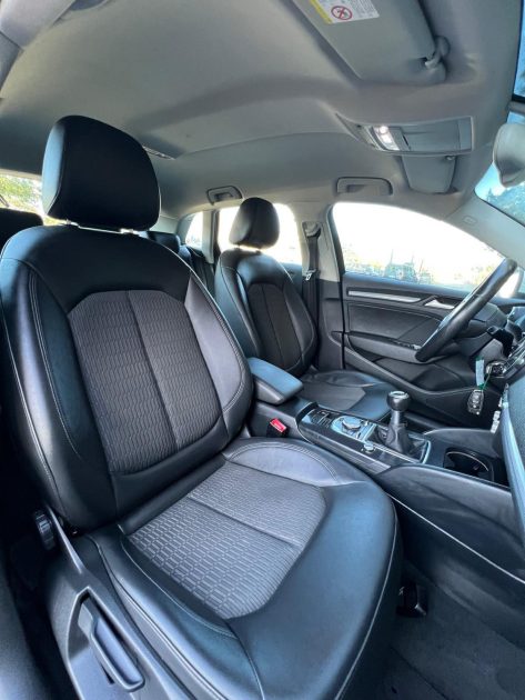 AUDI A3 1.6 TDI 105 AMBIENTE 