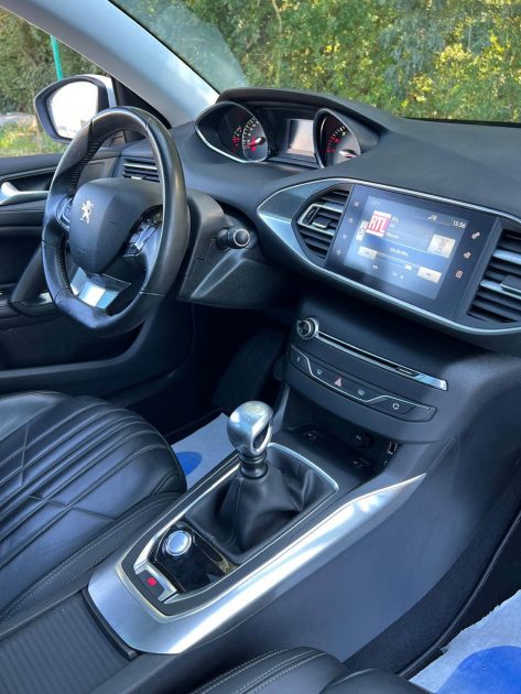 PEUGEOT 308 1.6 155ch FELINE 