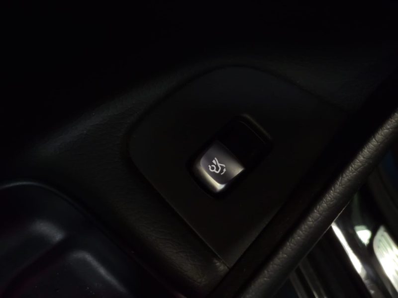 MERCEDES CLASSE E 220d 194ch AMG Line 9G-Tronic / SUIVI MERCEDES / T.O / ANGLE MORT / CUIR CHAUFANTS