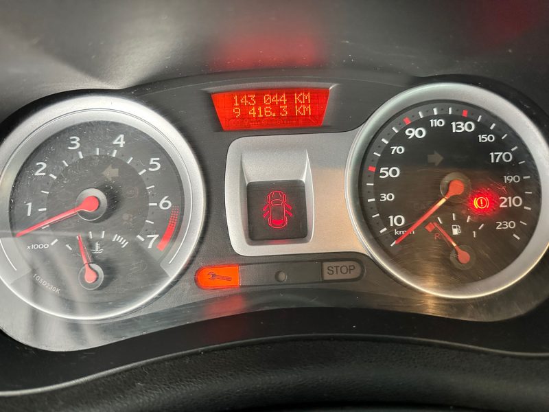 RENAULT CLIO CONFORT DYNAMIQUE