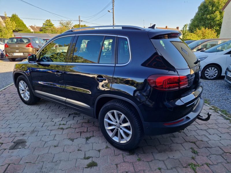 VOLKSWAGEN TIGUAN 2016