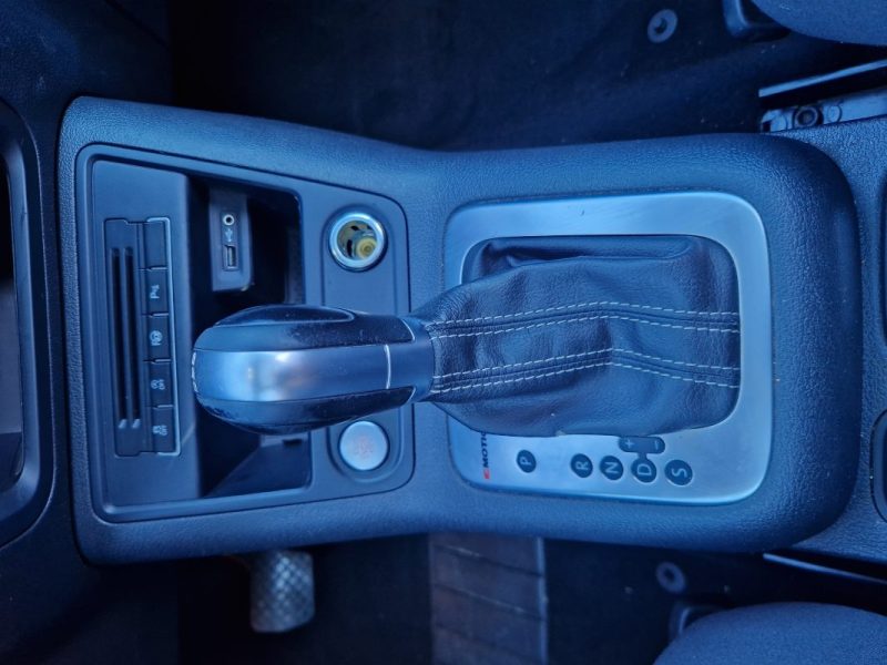 VOLKSWAGEN TIGUAN 2016