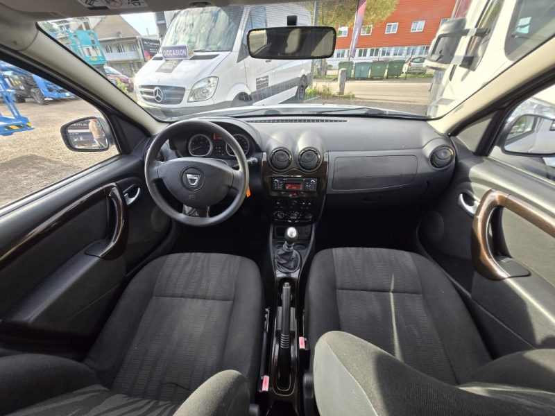 DACIA DUSTER 2012