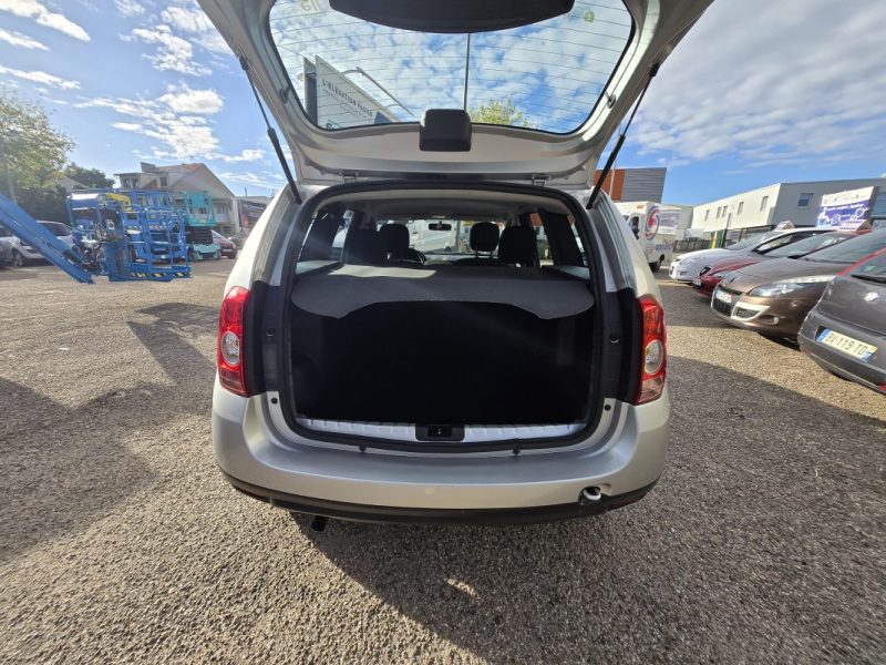 DACIA DUSTER 2012