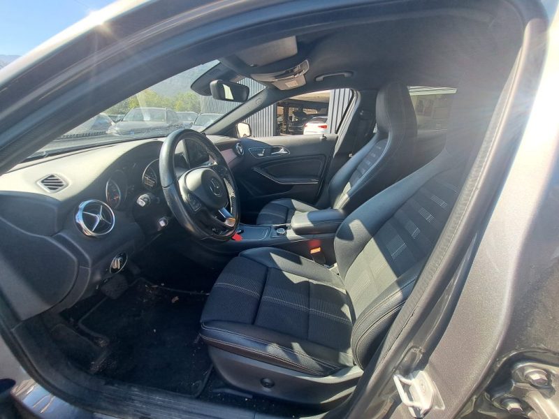 MERCEDES CLASSE GLA 220d 177 Cv Sensation 4Matic BVA 