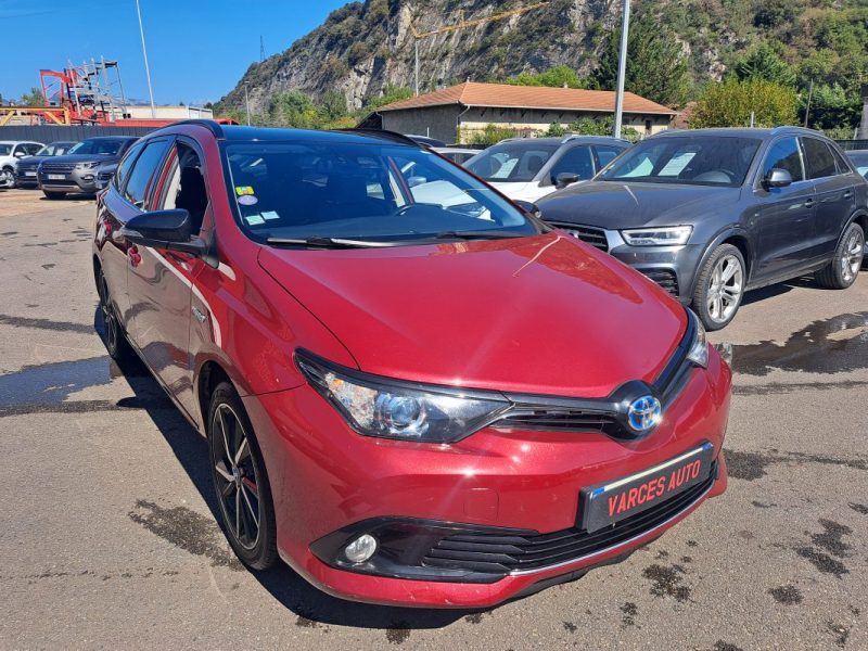 TOYOTA AURIS Touring Sport Hybride HSD 136H Design 