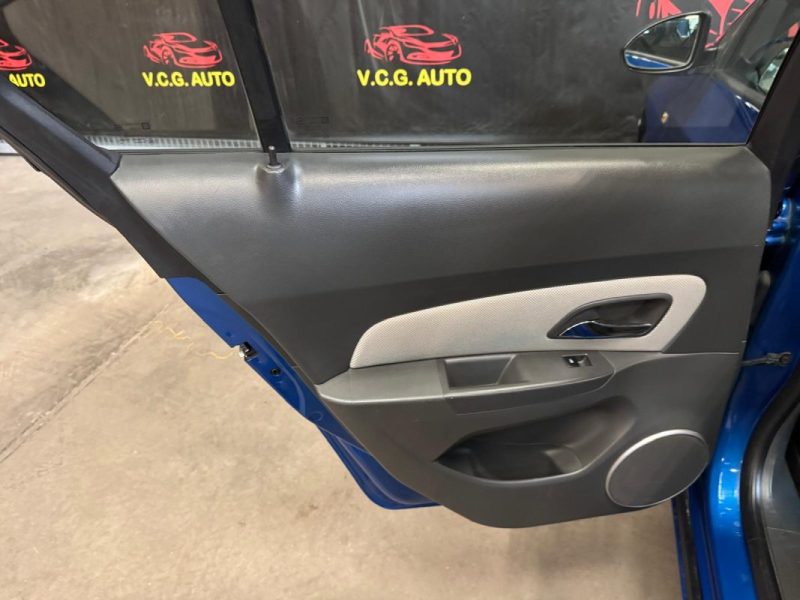 CHEVROLET CRUZE 2.0 VCDI 125 LS 