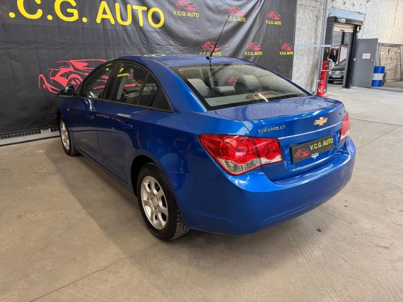 CHEVROLET CRUZE 2.0 VCDI 125 LS 