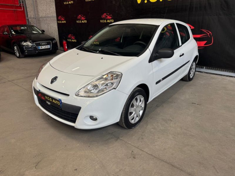 RENAULT CLIO 1.2i 16v 75 Collection 3p 