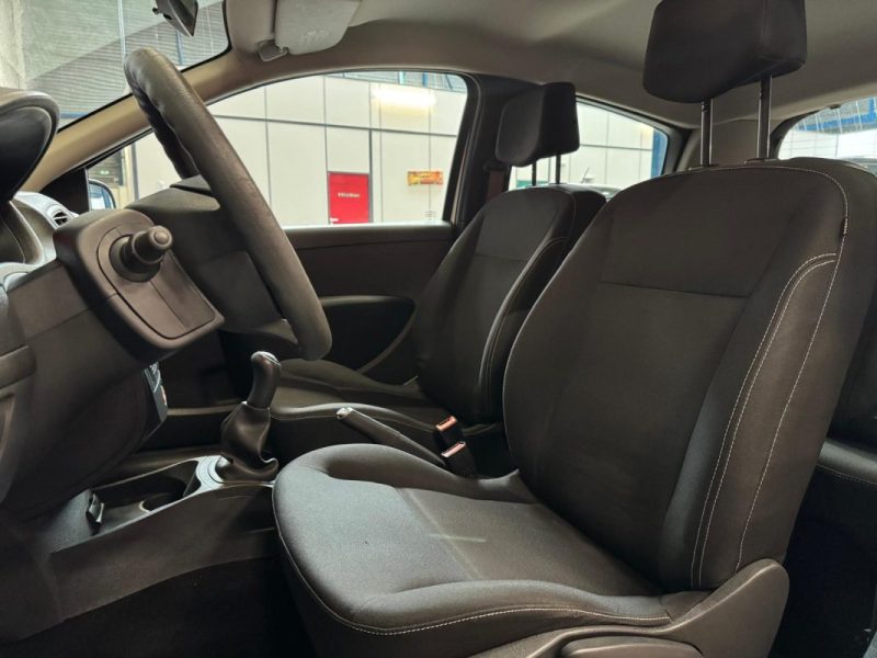 RENAULT CLIO 1.2i 16v 75 Collection 3p 