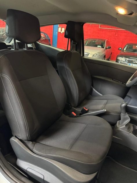 RENAULT CLIO 1.2i 16v 75 Collection 3p 