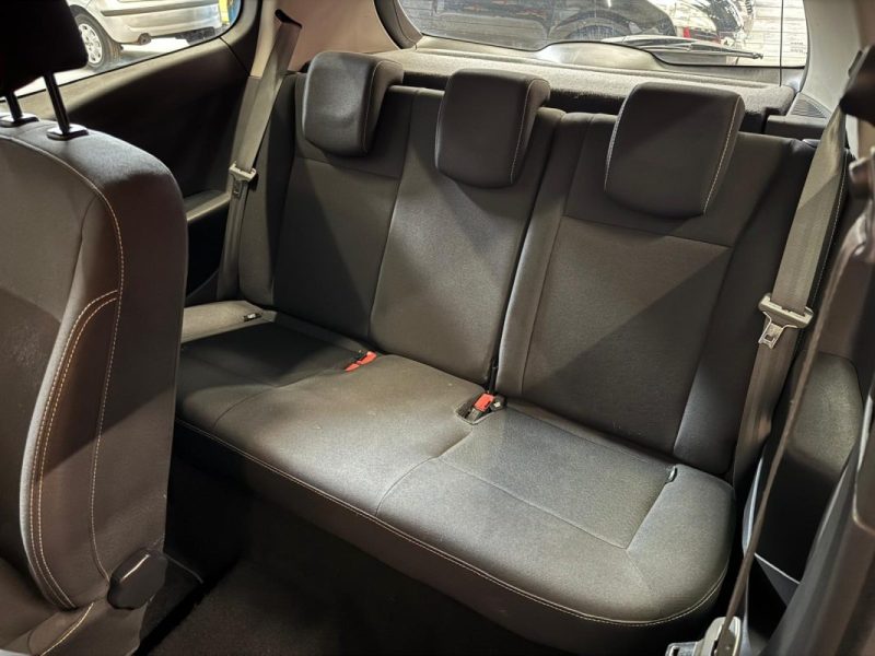 RENAULT CLIO 1.2i 16v 75 Collection 3p 