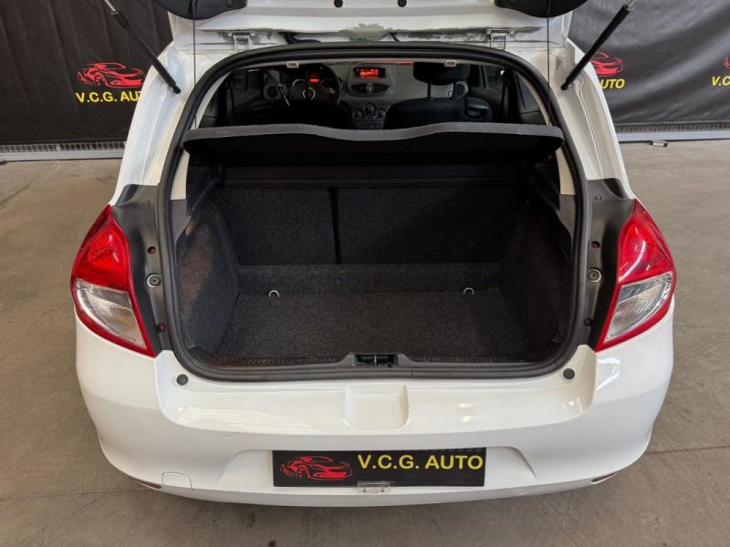 RENAULT CLIO 1.2i 16v 75 Collection 3p 