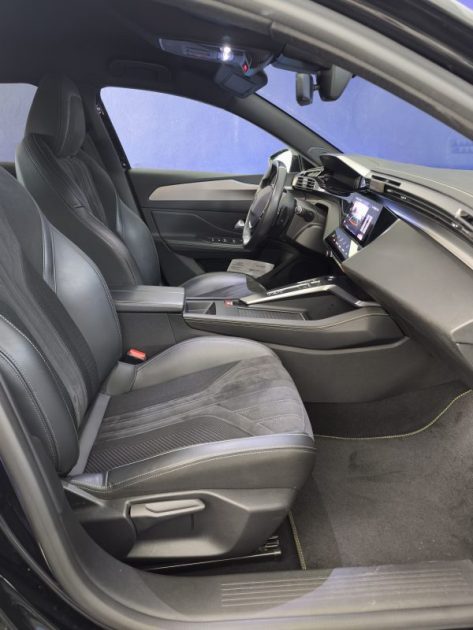 PEUGEOT PEUGEOT 308 GT 1.2 130 Cv EAT 8 - FINITION GT - BOITE AUTOMATIQUE 8 RAPPORTS - GPS - CUIR - VOLANT CHAUFFANT  2022