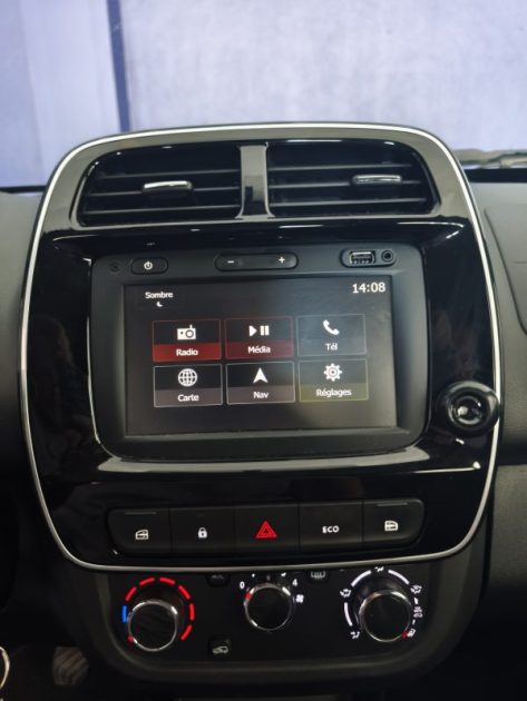 DACIA SPRING - 100% ELECTRIQUE - PREMIERE MAIN - ENTRETIEN COMPLET - GPS - CARPLAY - RADAR ARRIERE  