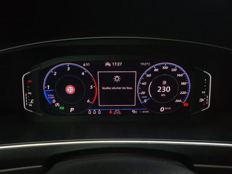 VOLKSWAGEN TIGUAN 2.0 TDI 150 cv R-LINE DSG7