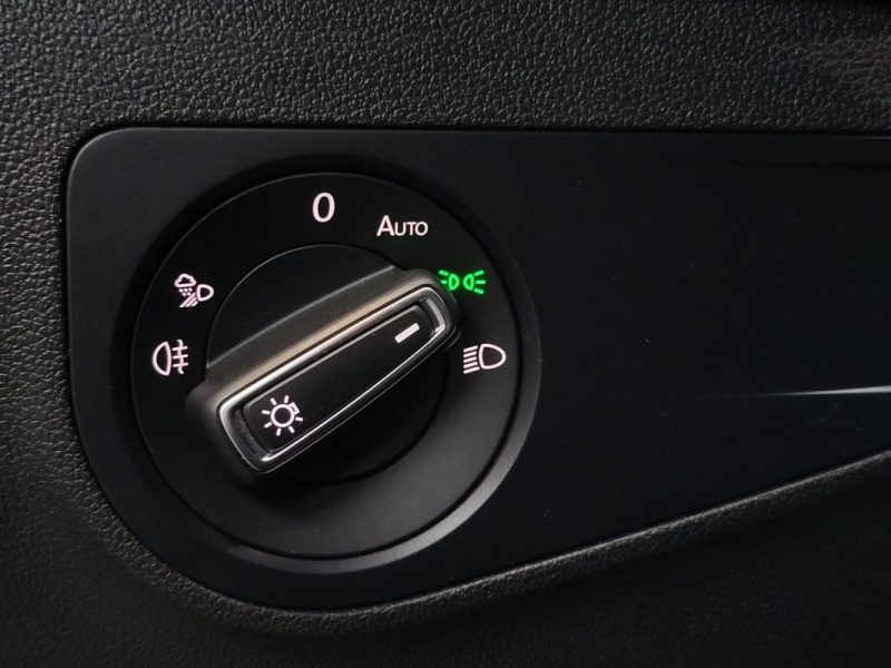 VOLKSWAGEN TIGUAN 2.0 TDI 150 cv R-LINE DSG7