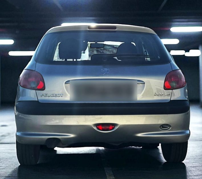 Peugeot 206 1.4 HDI 70CV X-DESIGN 5PORTES 1ER MAIN GARANTIE 6MOIS