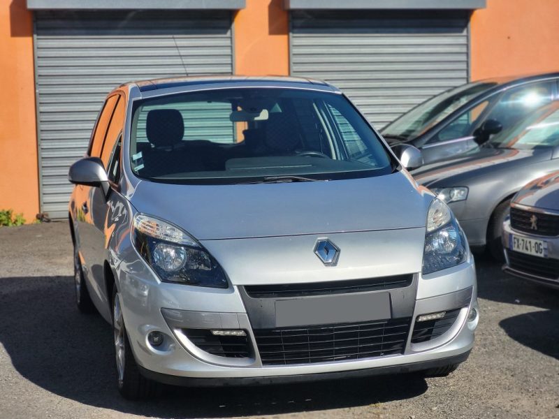 RENAULT SCENIC 1.5 DCI 110 cv - Boite auto - Garantie 12 mois - Expression