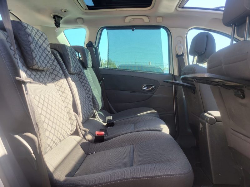 RENAULT SCENIC 1.5 DCI 110 cv - Boite auto - Garantie 12 mois - Expression
